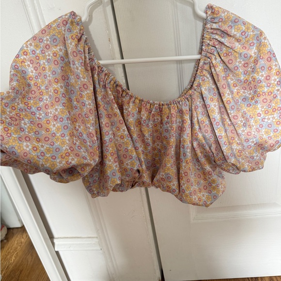 Floral Matching Set (crop top and flared pants) - Picture 2 of 4